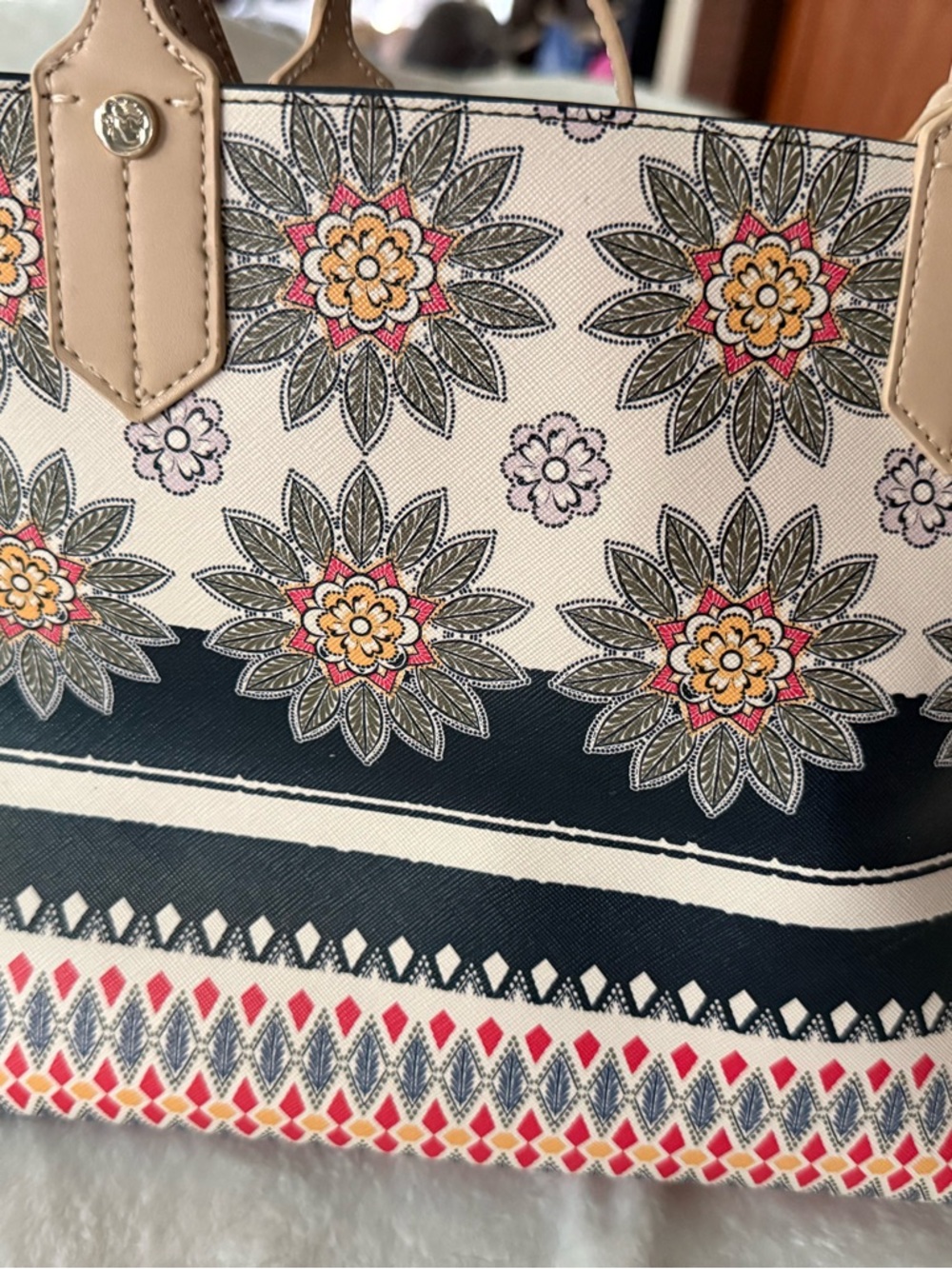 New Spartina 449 Retreat Small Tote Beach Floral & Geometric NWT - Picture 4 of 11